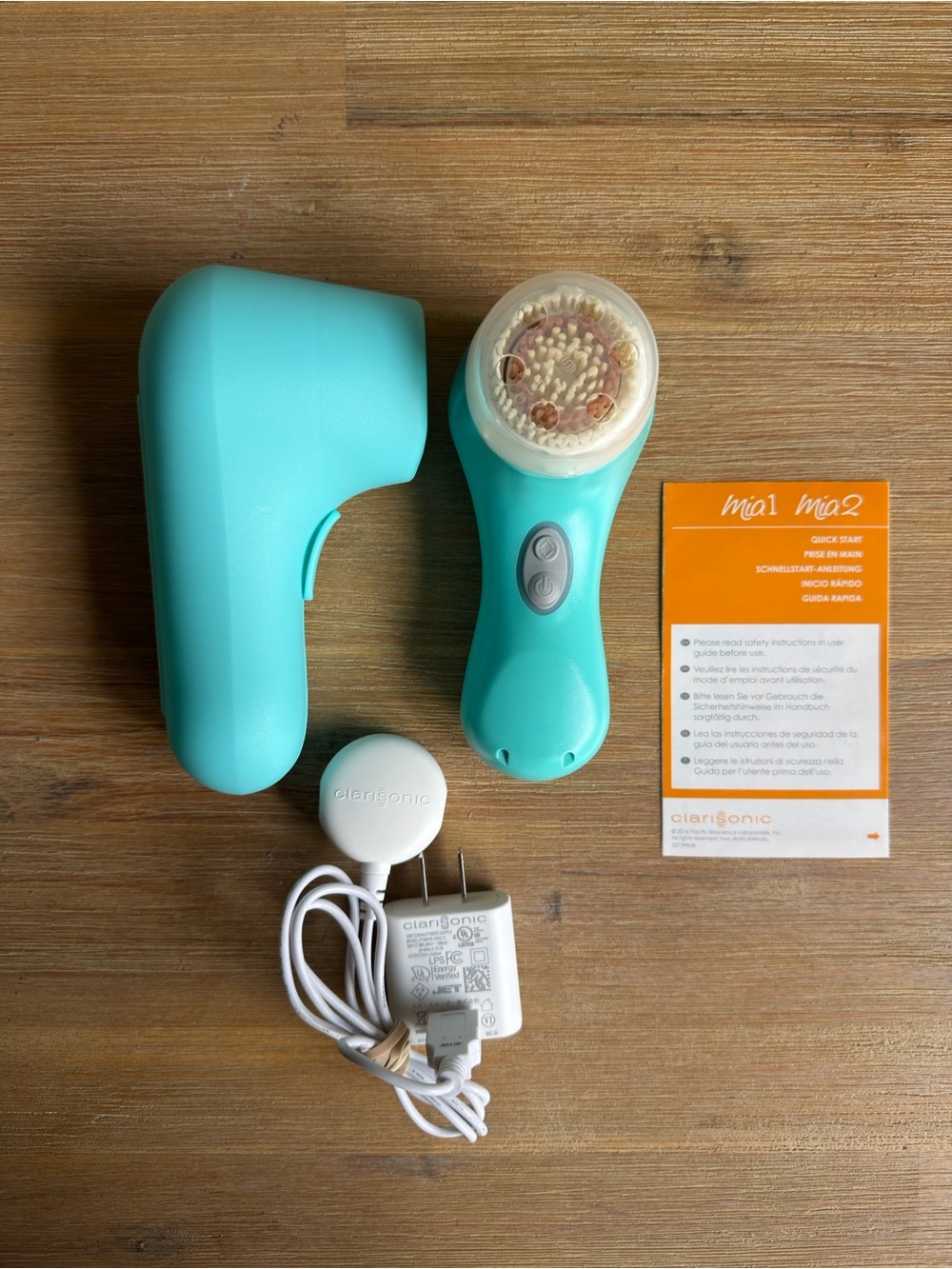 Clarisonic Mia 2 Turquoise w Charger & Case